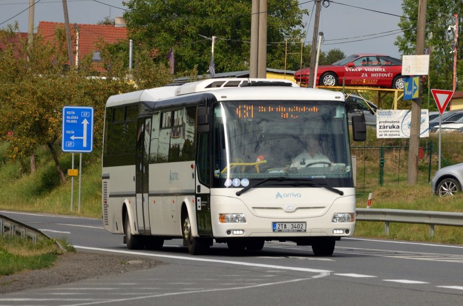 93002